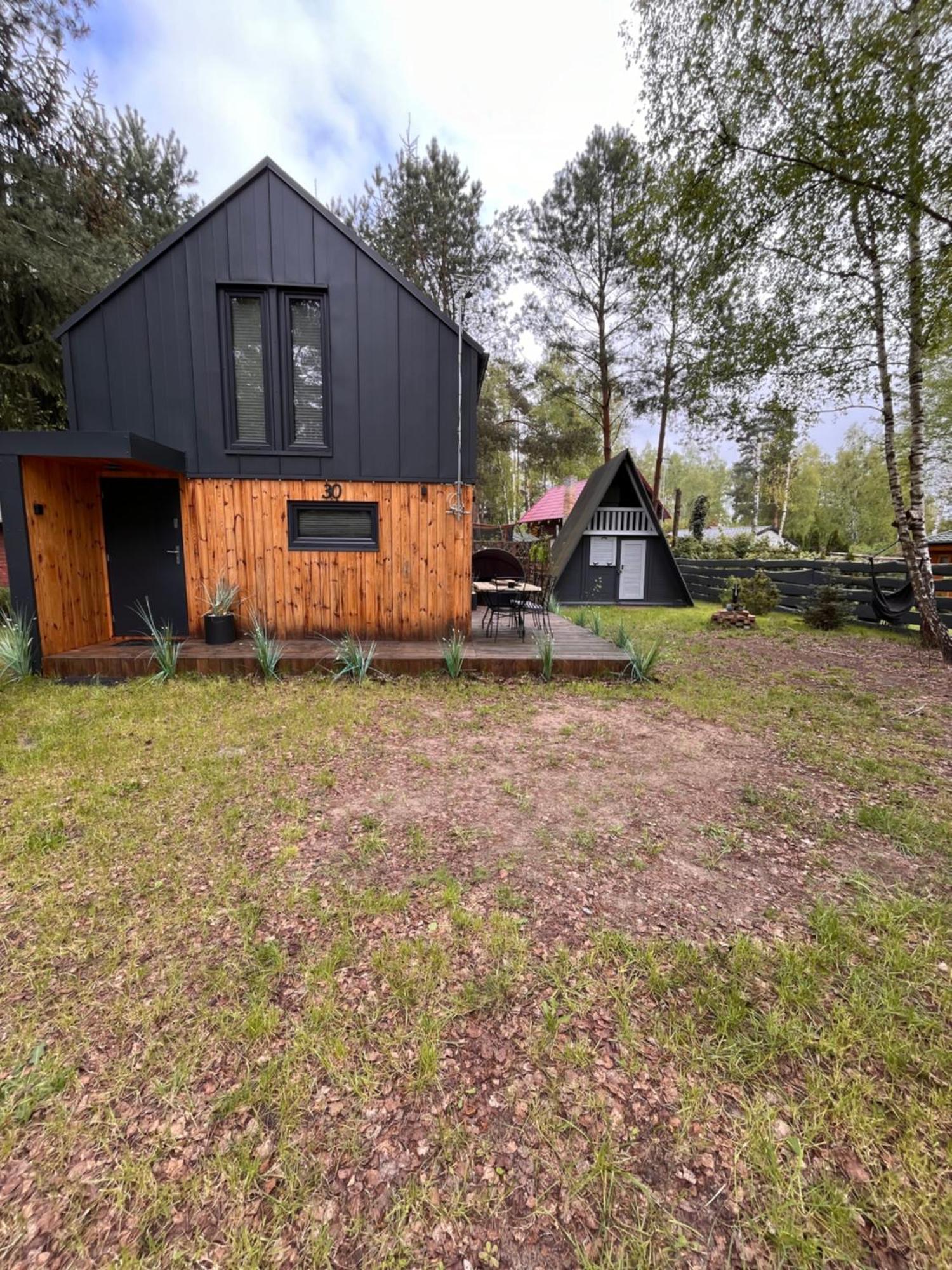 Domek Stodola Caloroczny Chojno-Blota Wielkie Exterior photo